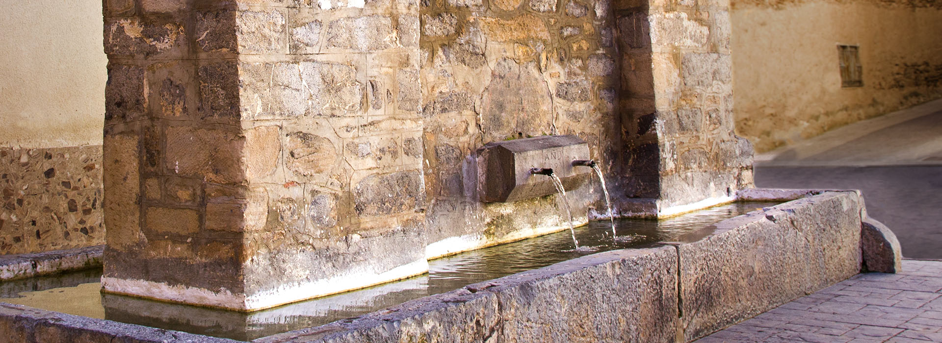 Fuente del Járiz