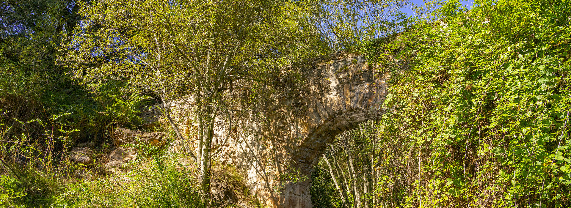 Puente romano en el Pozo del Molino