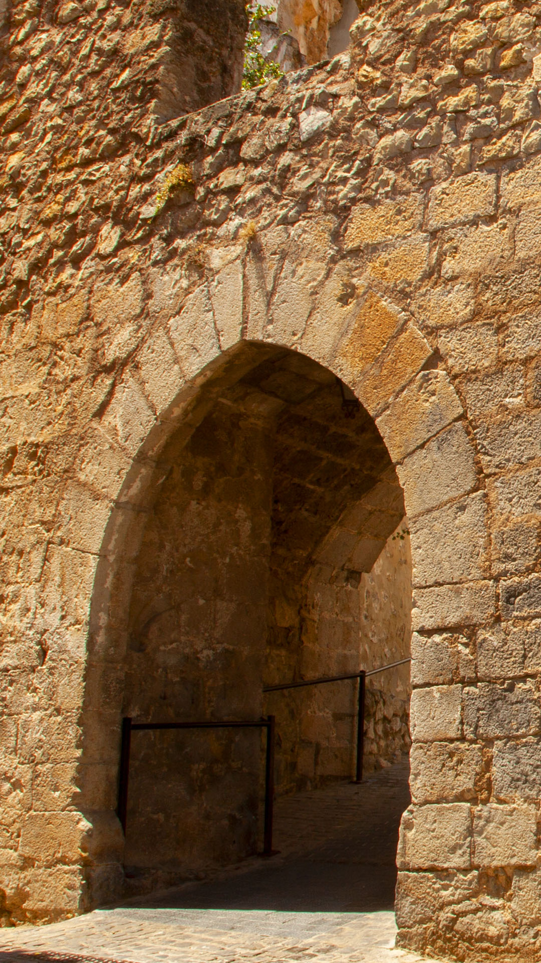 Portal de la Sala (BIC)