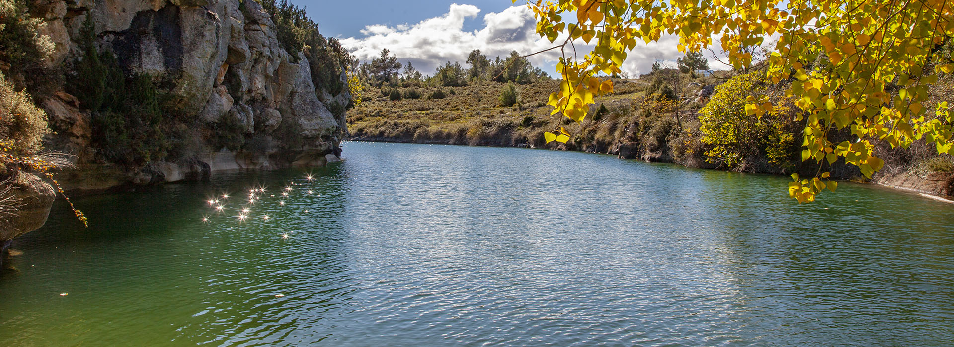Fuente y Embalse de Camarillas